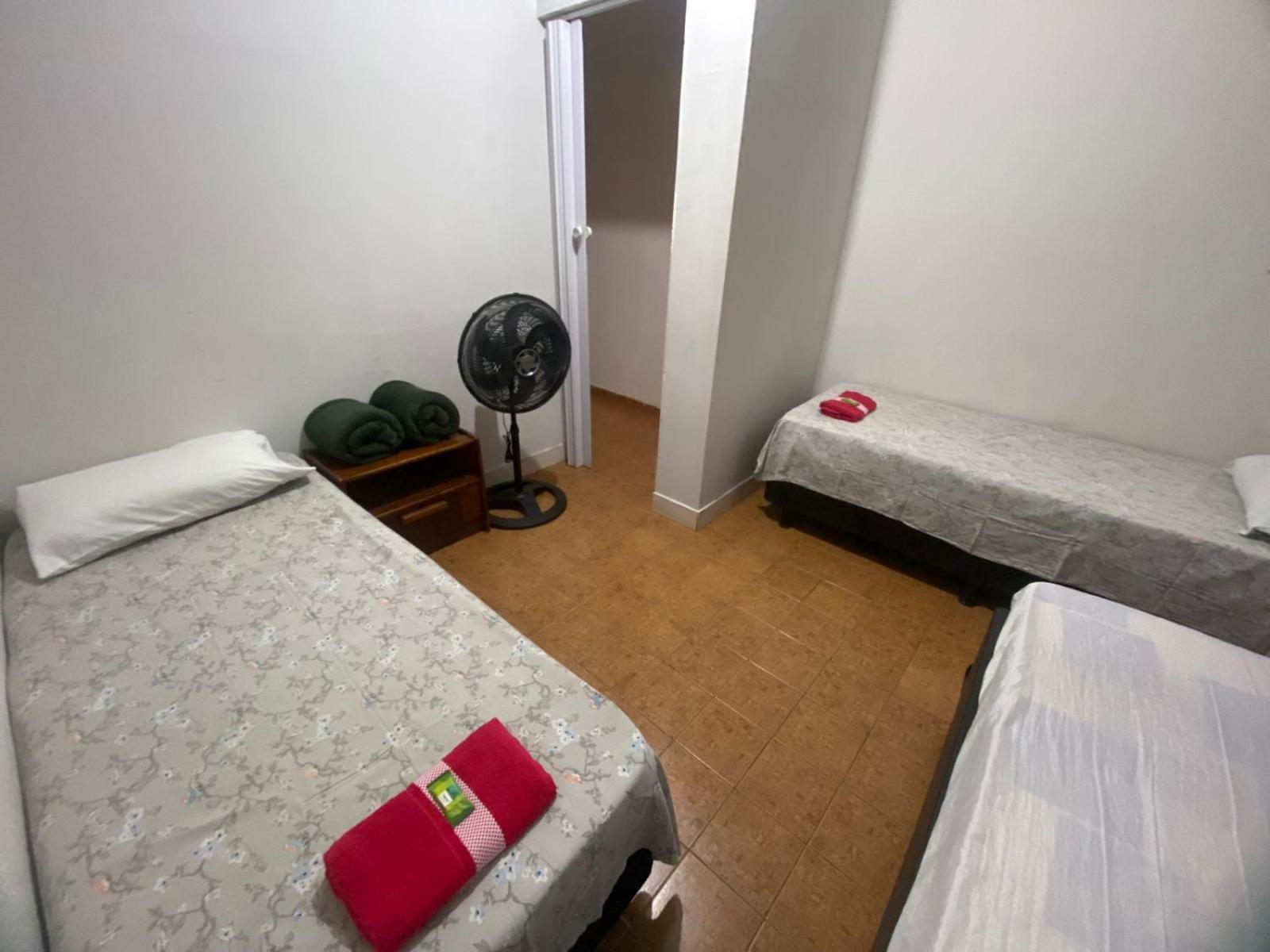 Casas De Temporadas - Hotel Recanto Do Sossego Uberlândia Pokój zdjęcie